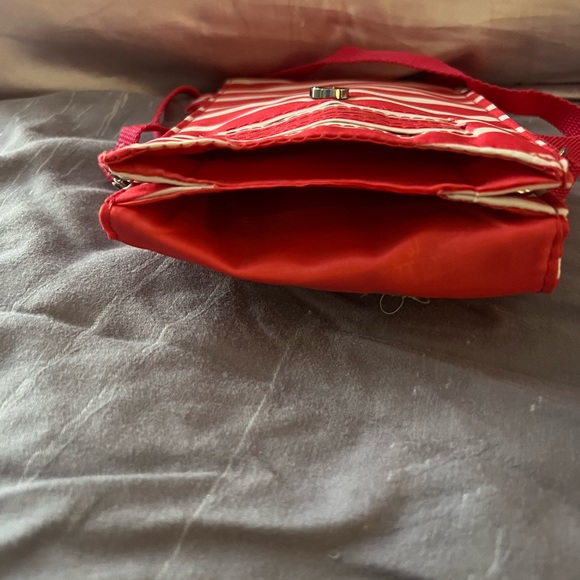 Initials, inc. Adventure Crossbody bag - Picture 5 of 5